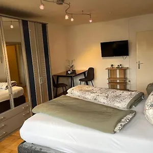 Einzimmerwohnung Im Gruenen/innsbruck/2 Pax , Innsbruck Austria
